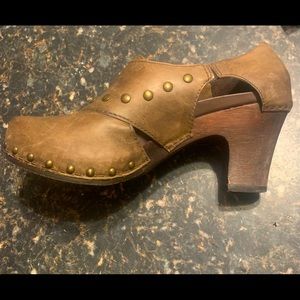 Dansko Ryder studded clog